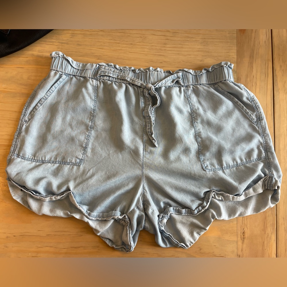 Paper bag high waist chambray shorts